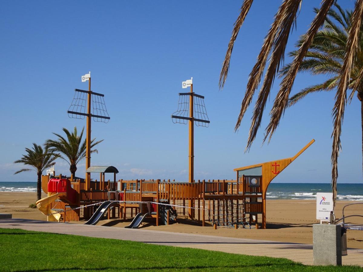 גאנדיה Universidad Del Mar - Alquiler Solo Familias מראה חיצוני תמונה
