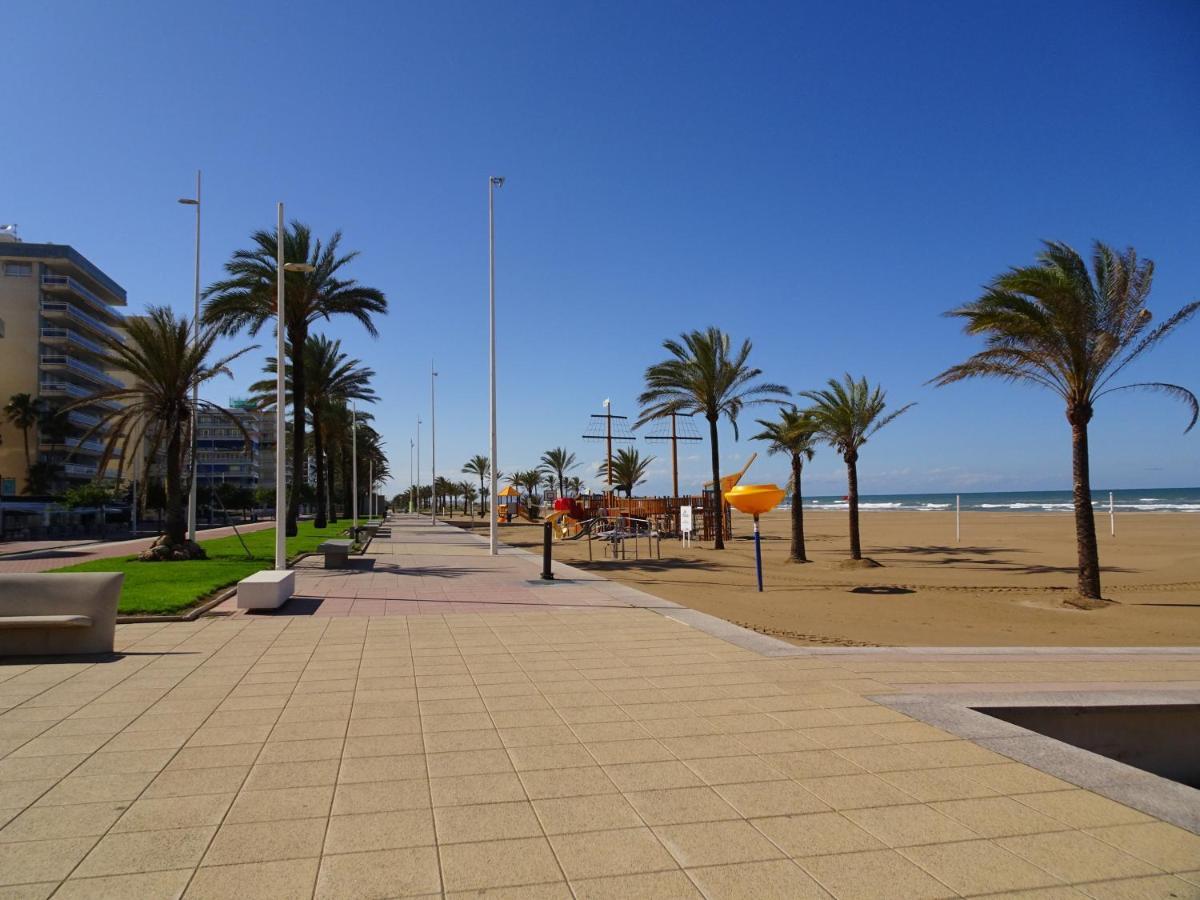גאנדיה Universidad Del Mar - Alquiler Solo Familias מראה חיצוני תמונה